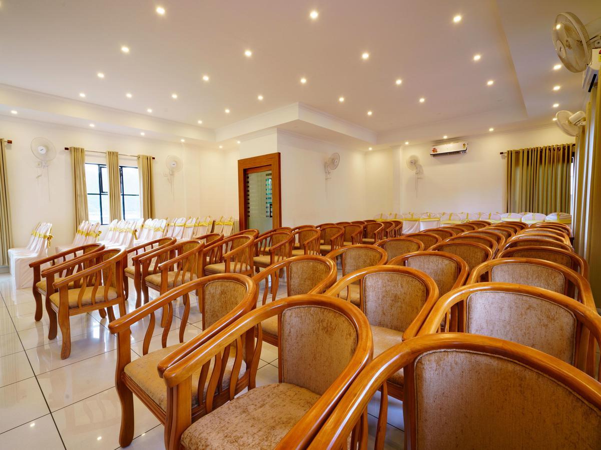 Oyo 9404 Hotel White Fort Mananthavadi Kültér fotó
