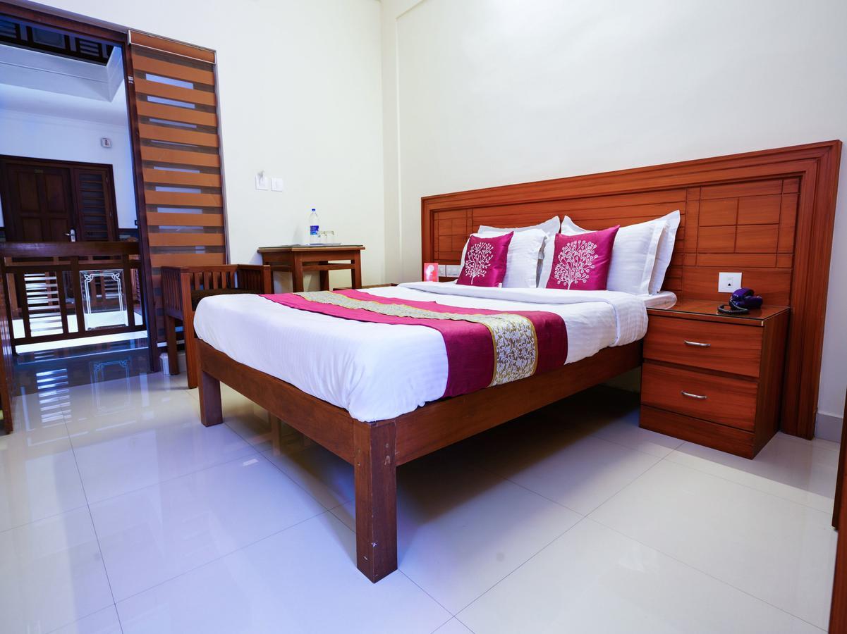 Oyo 9404 Hotel White Fort Mananthavadi Kültér fotó