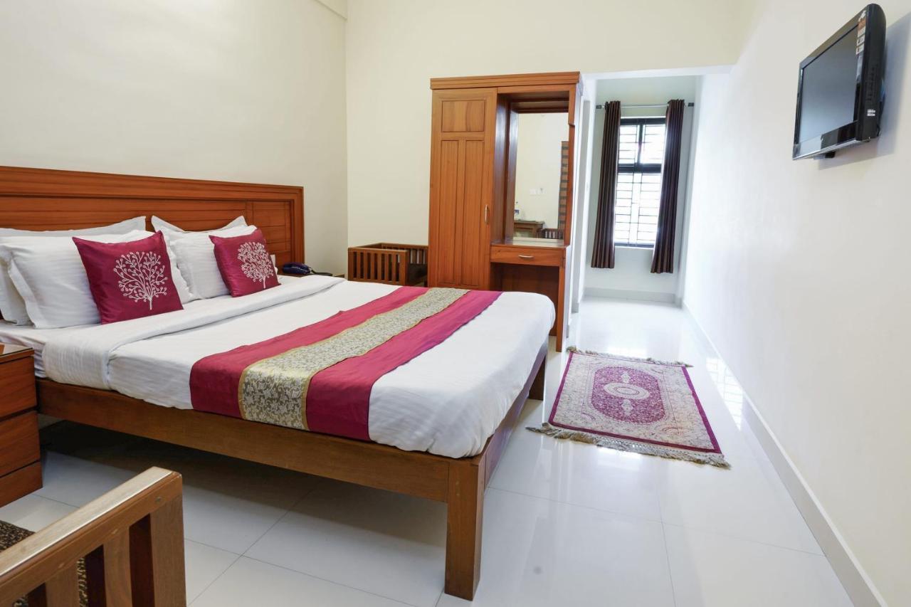 Oyo 9404 Hotel White Fort Mananthavadi Kültér fotó