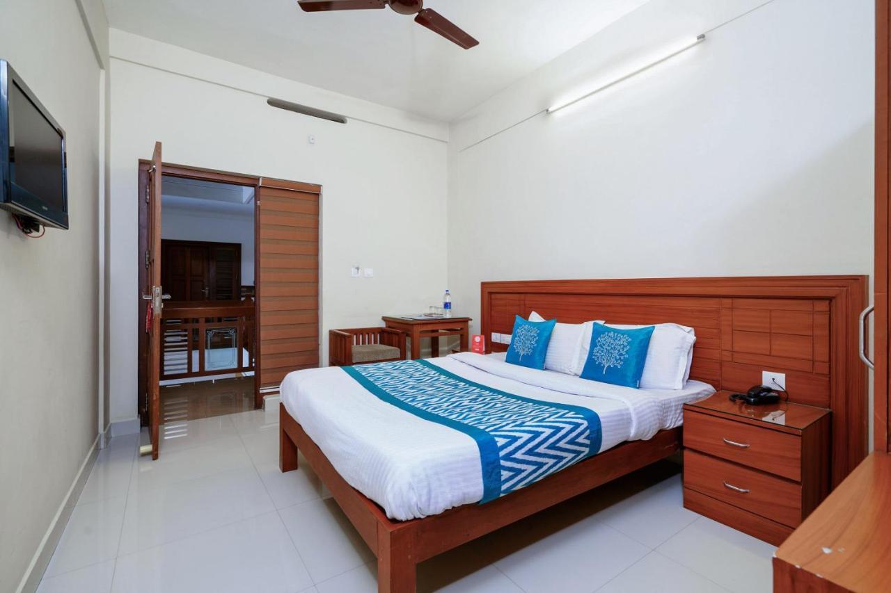 Oyo 9404 Hotel White Fort Mananthavadi Kültér fotó