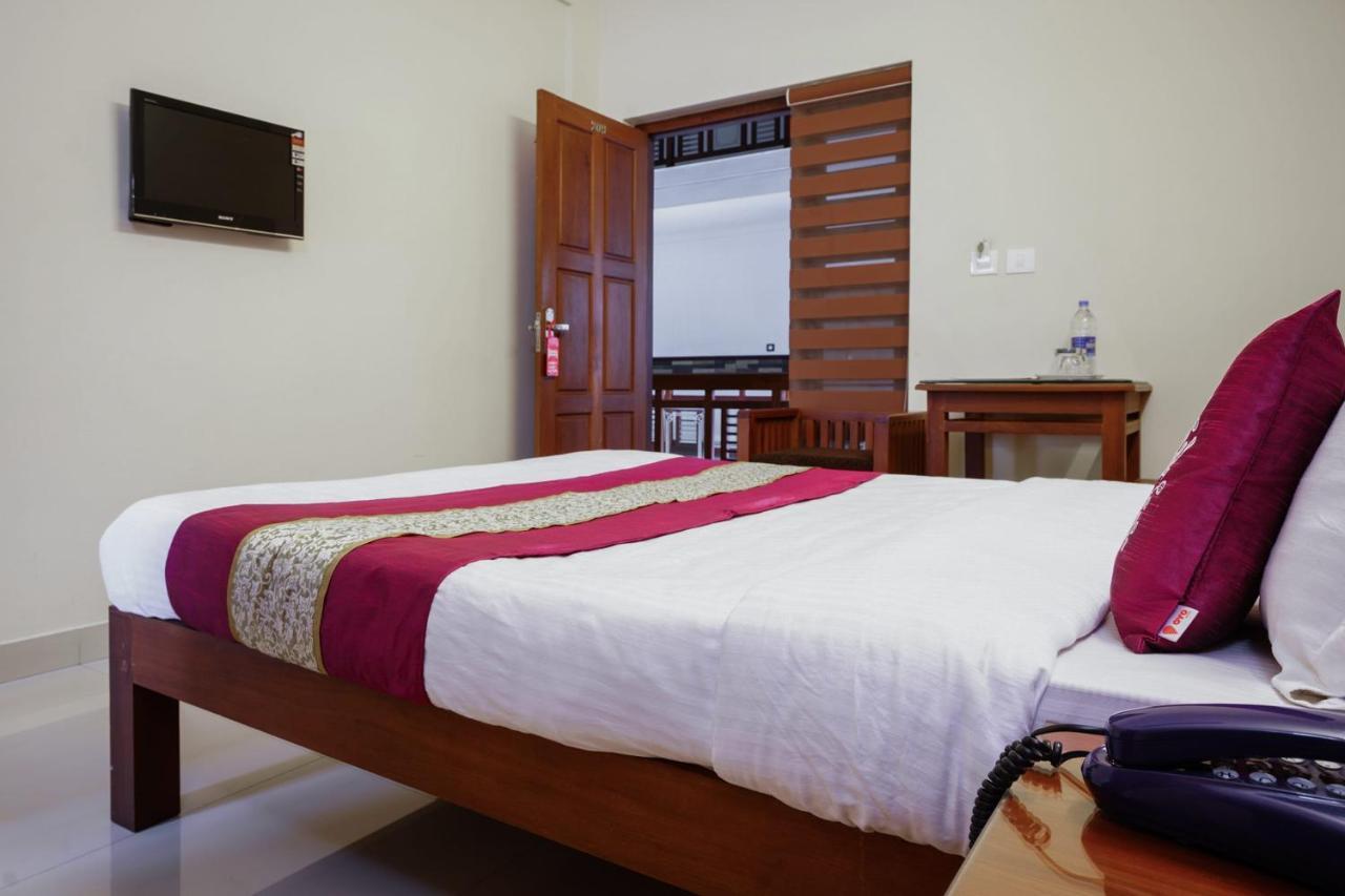 Oyo 9404 Hotel White Fort Mananthavadi Kültér fotó