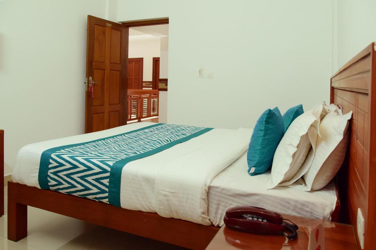 Oyo 9404 Hotel White Fort Mananthavadi Kültér fotó