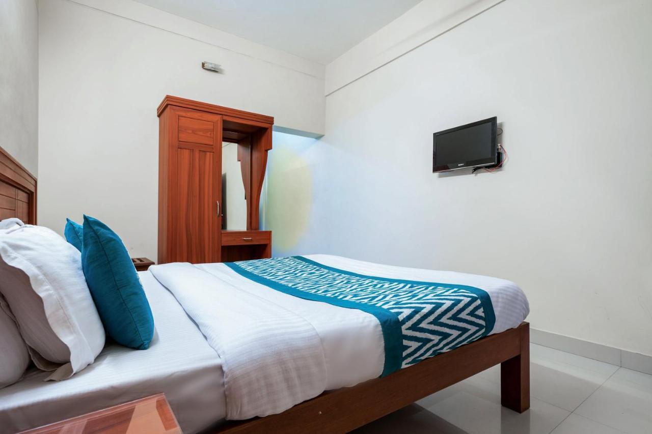 Oyo 9404 Hotel White Fort Mananthavadi Kültér fotó
